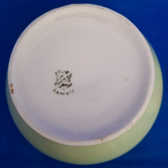 Antique Weimar Hand-Painted Porcelain Powder Jar & Hair Receiver Set - Picture 5 of 10